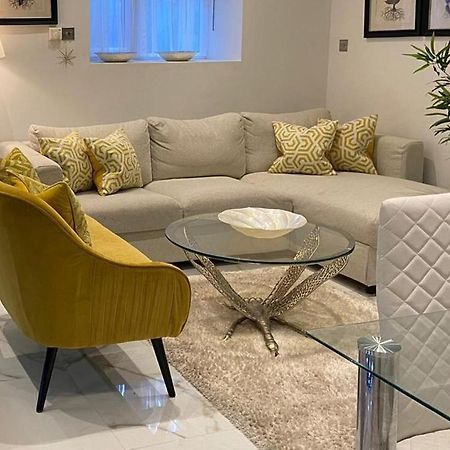 شقة Elegant 2 Bed Flat In Chiswick لندن المظهر الخارجي الصورة